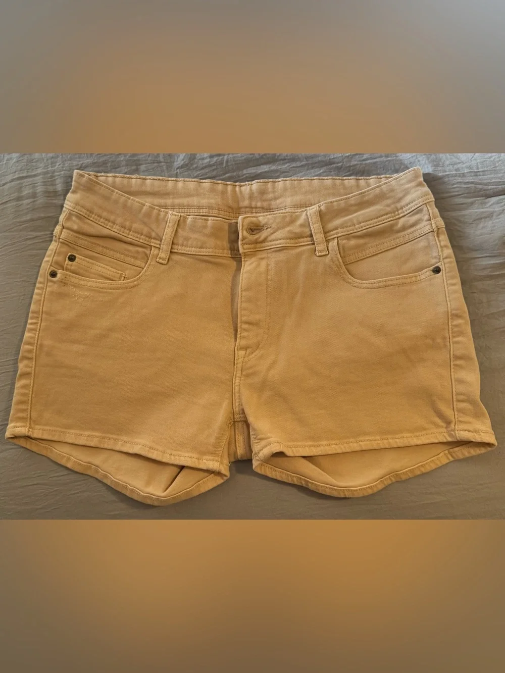 Zara Cream Denim Short Shorts size 10